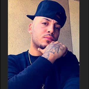 Meet your Posher, Aaron