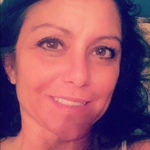 Meet your Posher, Michele