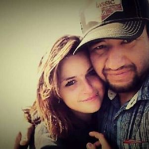 Meet your Posher, Larissa