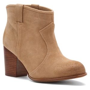 Splendid Lakota Tan Ankle Booties
