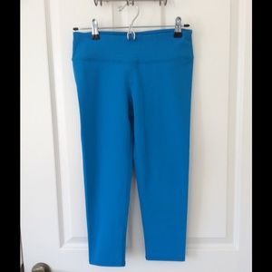 Fabletics Capri tights