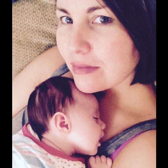 Meet your Posher, Jennifer - Picture 2 of 2