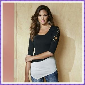 *SALE* NWT Black & White Top w/ Grommets