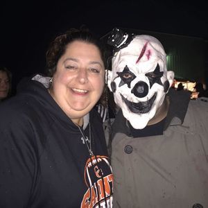 Meet your Posher, Joy