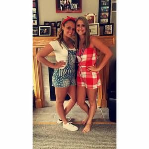 Meet your Posher, Madelyn