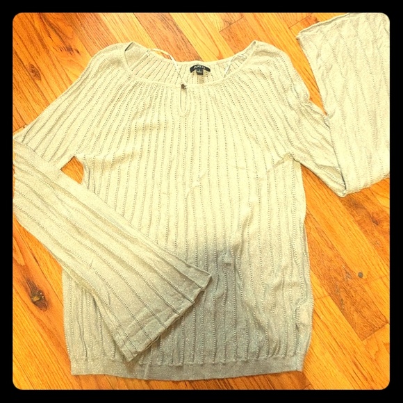 Knitted long bell sleeved top sz L