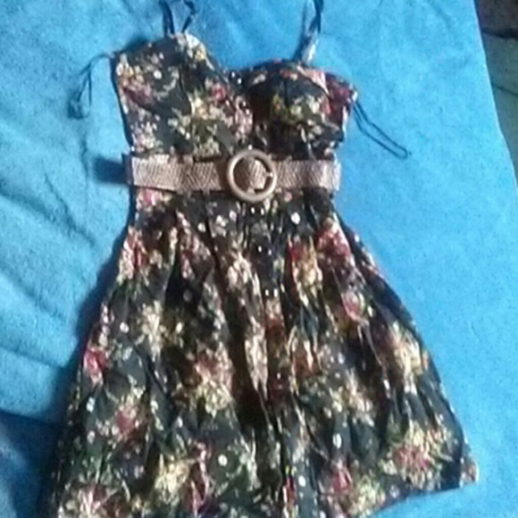 Spaghetti strap floral dress
