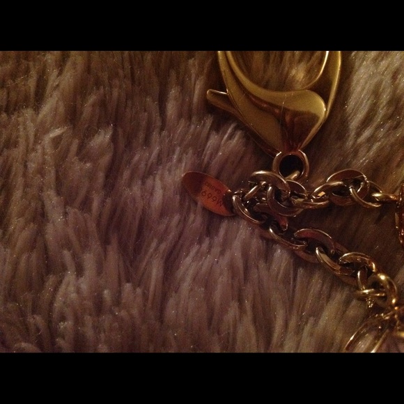 SOLD 💯Auth. Louis Vuitton Charm - Picture 3 of 4