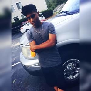 Meet your Posher, Cesar