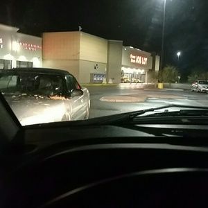 Meet your Posher, Lauri