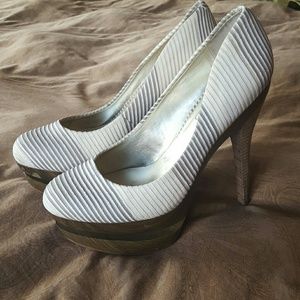 Jessica Simpson Heels