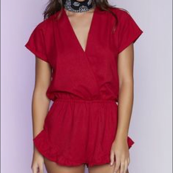 boutique // NWT red cross front ruffle playsuit - Picture 1 of 1