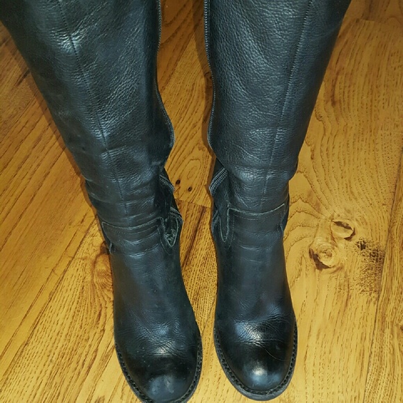 Gianni Bini Black Leather Boot