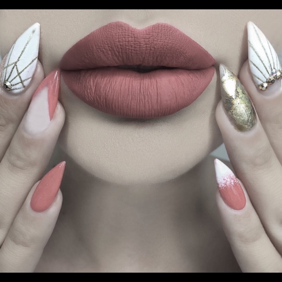 Meet your Posher, Jodi - Picture 3 of 3