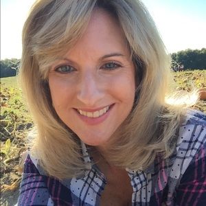 Meet your Posher, Kim