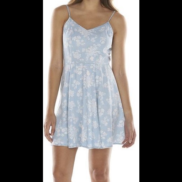 Tinseltown Light Blue Floral Skater Dress