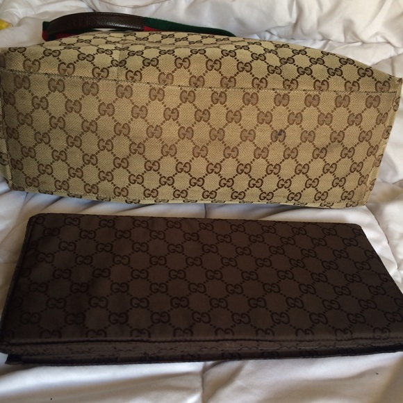 Gucci signature canvas diaper tote bag - Picture 3 of 4