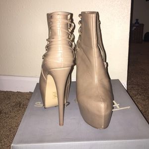 Freddie Louis (Bottie)