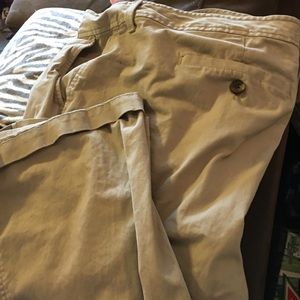 Old Navy Khaki Dacki Capris