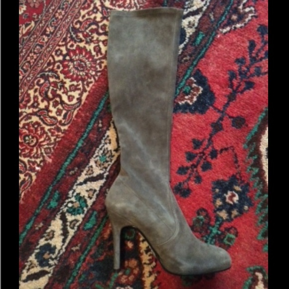 BNWOB Stuart Weitzman knee high Londra Boot