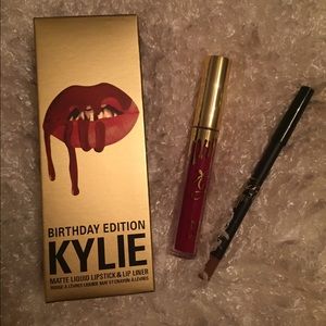Kylie Jenner Lip Kit (LEO)