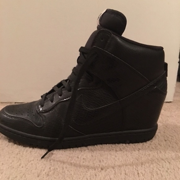 Women Nike Ski-Hi Wedge Sneakers