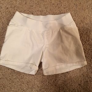 Liz Lange maternity shorts with half band