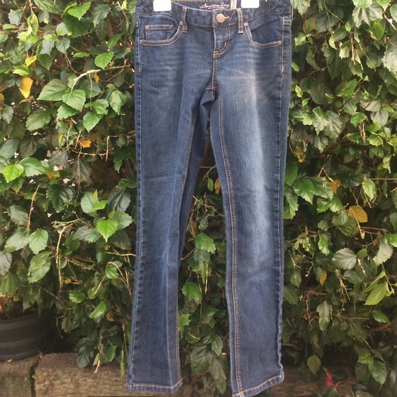 Skinny dark jeans