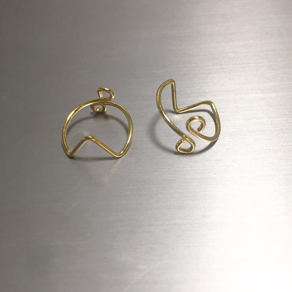 Adjustable double sided gold ring - Picture 3 of 3