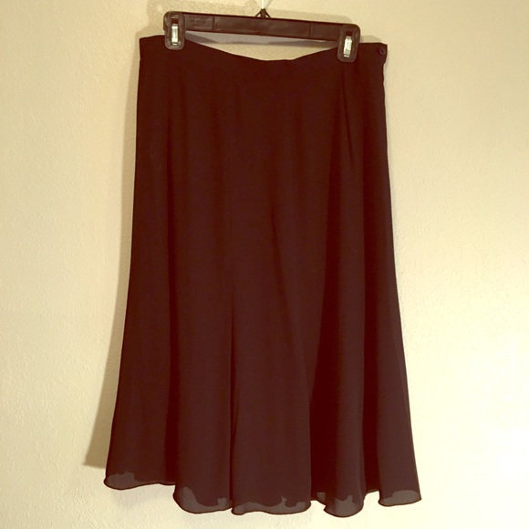 Black, flowy dress skirt