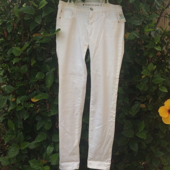 White skinny jeans
