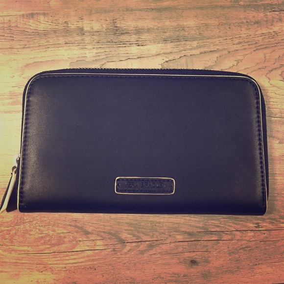Vera Bradley Black leather accordion wallet