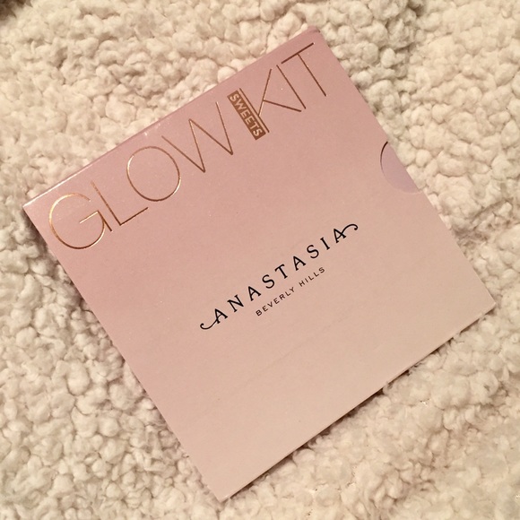 Anastasia "Sweets" Glow Kit ✨