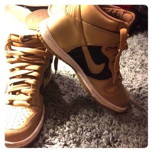 Nike high top dunks