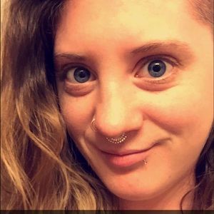 Meet your Posher, Chrissy