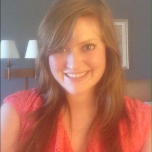 Meet your Posher, Leah