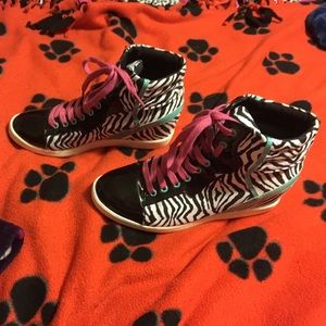 High heeled sneakers