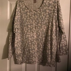 Snow leopard sweater