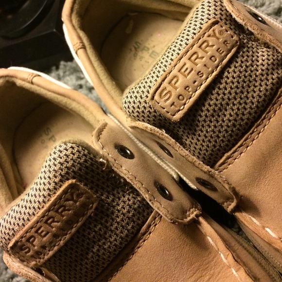 Sperrys - Picture 2 of 4