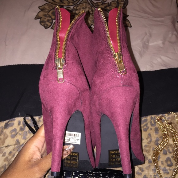 Faux Suede Lace Up Bootie - Picture 3 of 4
