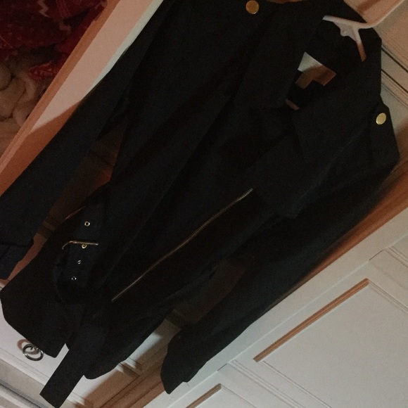 Read b4 - Picture 2 of 4