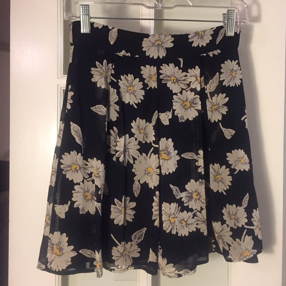 Daisy skirt