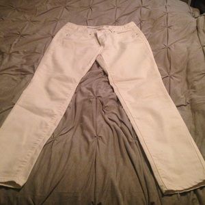 White skinny pants