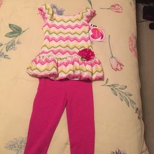 Youngland top and leggings, New with tags!!