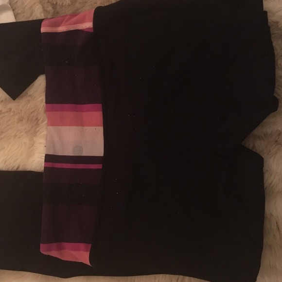 Lululemon cropped leggings size 6