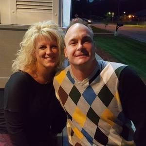 Meet your Posher, Kara englar