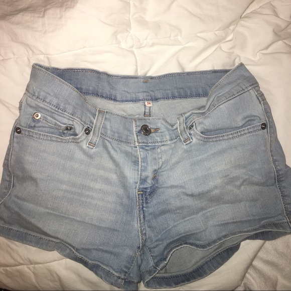 Levi's short shorts