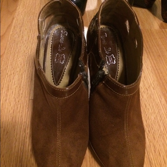 Very well maintained brownish camel booties - Picture 2 of 3