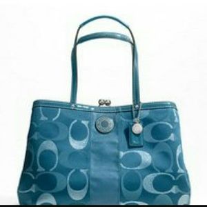 Used Coach 3 Pocket Signature Handbag