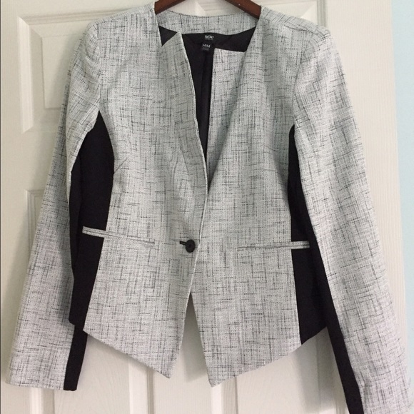 Like new black and silver blazer